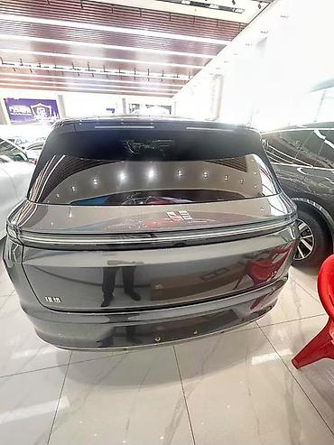 Lixiang: Lixiang L7: 2023 г., 1.5 л, Автомат, Гибрид, Кроссовер — 5