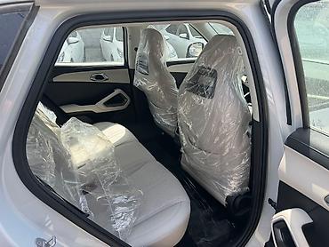 BYD: BYD : 2025 г., 0.1 л, Робот, Электромобиль, Кроссовер — 10