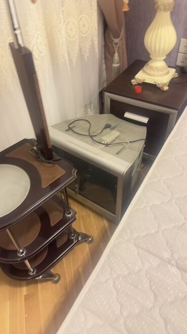 Otaq qapıları: Taxta daxili qapı – dekorativ şüşəli modellə - Material: təbii ağac — 6