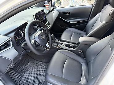 sonata d8: Toyota Corolla: 2021 г., Гибрид — 8
