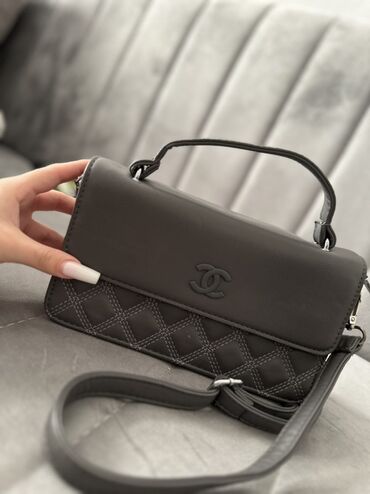 Çantalar: Çiyin çantası, Chanel, İşlənmiş lalafo.az -da Çantalar: Çiyin çantası, Chanel, İşlənmiş