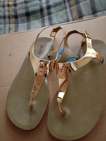 шлепанцы через палец: Босоножки Michael Kors,38.5-39 размер,новые
