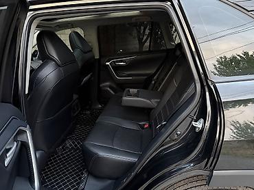 sprinter 2 9: Toyota Wildlander: 2023 г., 2 л, Вариатор, Бензин, Внедорожник — 9