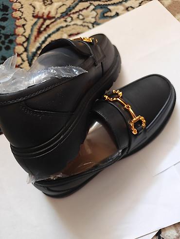 Mokasin və loferlər: Qadın loaferləri – qara, klassik dizayn - Material: hamarlanmış qara — 3