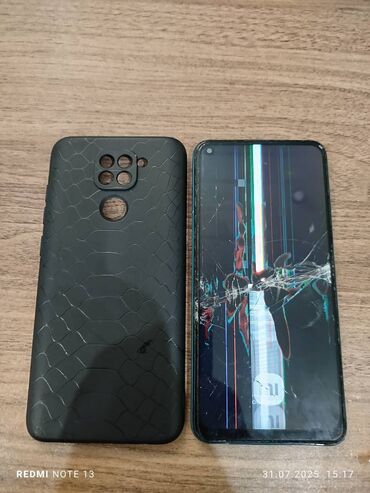 Redmi: Salam ekran qırılıb 35-40 azn xerci var 50 azn satıram