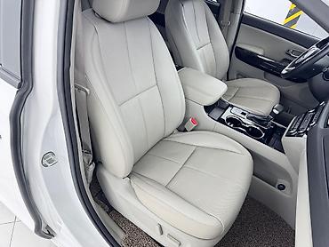 Kia: Kia Carnival: 2017 г., 2.2 л, Автомат, Дизель, Минивэн — 12