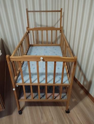 толокар chicco: Детская приставная кроватка, Б/у, С колесиками, цвет - Желтый — 3