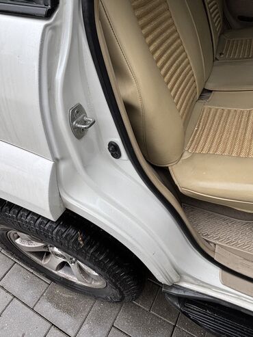 Toyota: Toyota Land Cruiser Prado: 4 l | 2006 il — 24