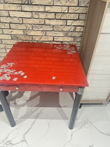 стол в кабинет руководителя: Mətbəx masası, Şüşə, Kvadrat masa