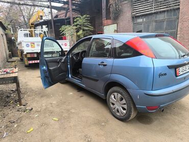 набор рожковых ключей: Ford Focus: 2002 г., Механика, Бензин, Хэтчбэк