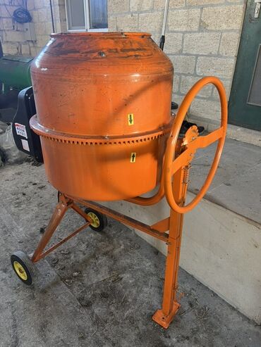 işlənmiş dəmir şifer: RZMA 260L elektrikli betonqarışdıran (beton mikseri) islenmeyib -