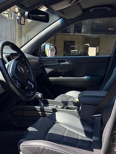 e6 3: Ssangyong Rexton: 2019 г., Внедорожник — 10