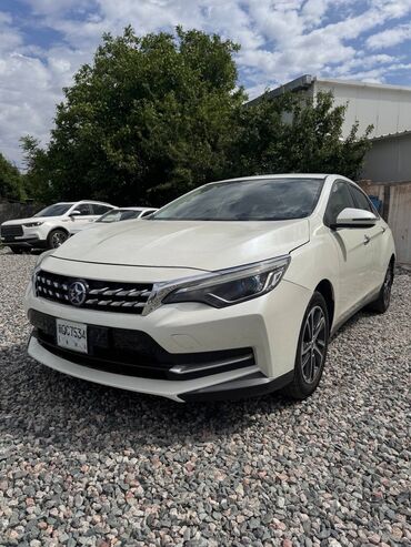 Nissan: Nissan : 2018 г., 1.6 л, Типтроник, Бензин, Седан