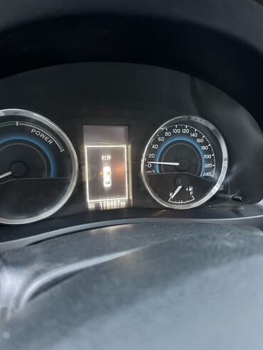 Toyota: Toyota Corolla: 2017 г., 1.8 л, Вариатор, Гибрид, Седан at lalafo.kg — 8 Toyota: Toyota Corolla: 2017 г., 1.8 л, Вариатор, Гибрид, Седан — 8