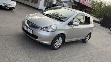 corolla runx: Honda Fit: 2004 г., 1.3 л, Вариатор, Бензин, Хетчбек