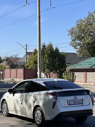 Toyota: Toyota Prius: 2017 г., 1.8 л, Вариатор, Гибрид, Лифтбек — 6