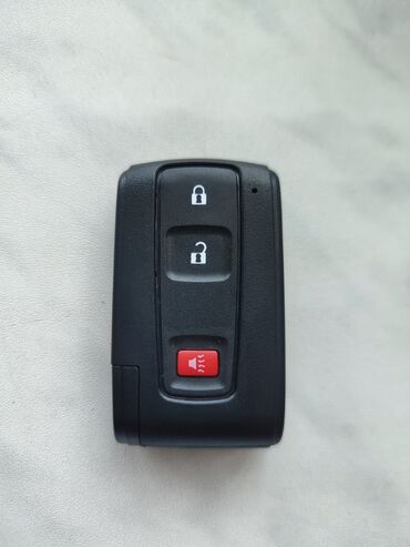Motonəqliyyat: Toyota prius 20 kuza açar. Yenidir,istifadə olunmayıb. keyless go