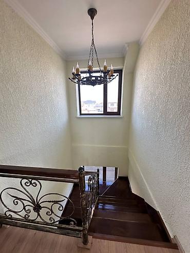 Долгосрочная аренда домов: 200 м², 5 комнат — 24