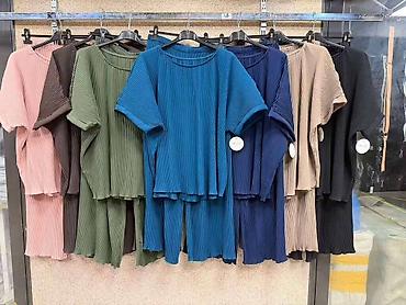ugg puma: Kompleti za nase bucke
Vel: Xl 2xl 3xl 4xl
Cena: 3200 dinara — 4