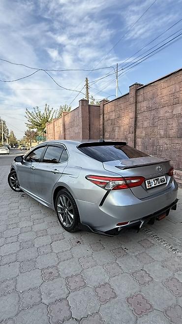 892 2: Toyota Camry: 2018 г., 2.5 л, Автомат, Бензин, Седан — 2