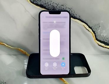 айфон is: IPhone 13, Б/у, 128 ГБ, Черный, Чехол, 100 % — 10