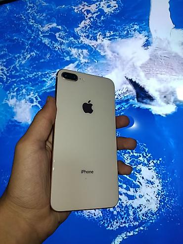 iphone 8 pilus: IPhone 8 Plus, Qızılı, Barmaq izi — 1
