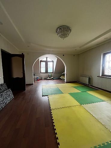 Долгосрочная аренда домов: 500 м², 8 комнат — 8