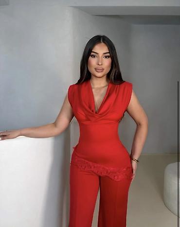 Kompleti: 🔥Elegantni dvodelni komplet – i pantalone sa širokim nogavicama ✅3000 — 2