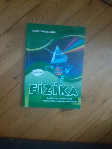 Kitablar, jurnallar, CD, DVD: Ramin məlikzadə fizika qayda kitabı.5 manata satıram kitab 1 dəfədə