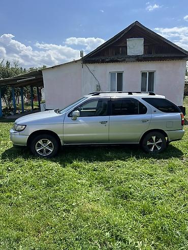 мотор морнинг: Nissan R Nessa: 1997 г., 2.4 л — 7