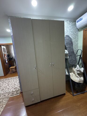 модульная мебель: Гардеробный Шкаф, Для одежды, Б/у