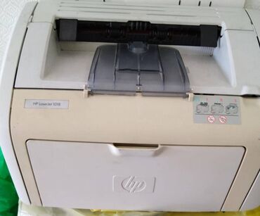 hp printer 2050: Yaxşı vəziyyətdədir.Bir dolumla 2500 səhifə vurur