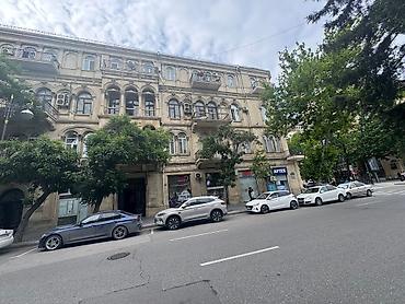 azadliq ev: Bakı, 6 otaqlı, Köhnə tikili, 240 kv. m — 3