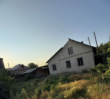 я ищу дом: Үй, 80 кв. м, 3 бөлмө, Кыймылсыз мүлк агенттиги, Эски ремонт