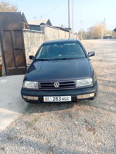 jetta 2: Volkswagen Vento: 1993 г., 1.8 л, Механика, Бензин, Седан — 4