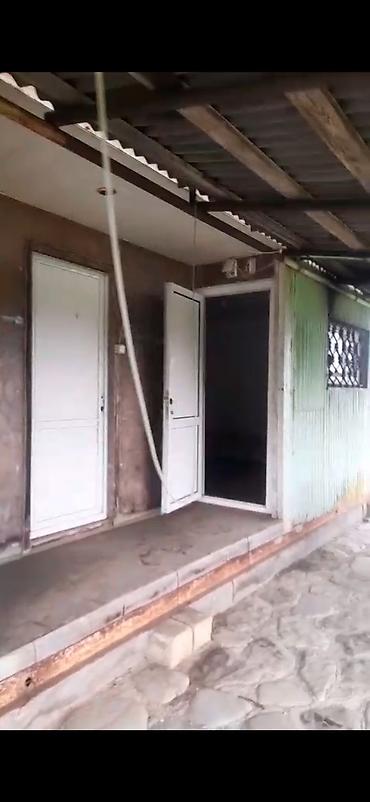 priora arxa bufer: Vaqon satılır.Uzunluğu 9 metr.Eni 3 metr.İki otaq və bir hamam — 9