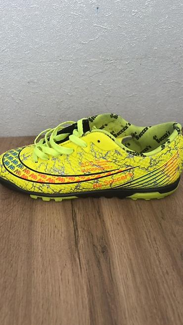 Butslar: Uşaq futbol butsası – turf/mini-futbol üçün - Rəng: neon sarı, qara — 3