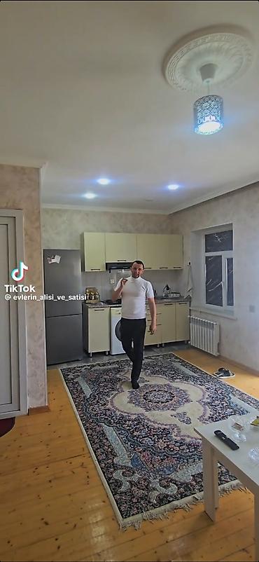 bayılda ev: Satılır: 3 otaqlı həyət evi (tam yaşayışlı) Planlama: - Geniş zal — 8