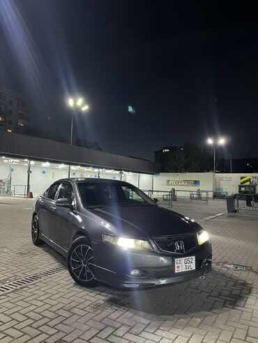 автомобиль для продажи: Honda Accord: 2004 г., 2 л, Автоматические, Бензин, Седан