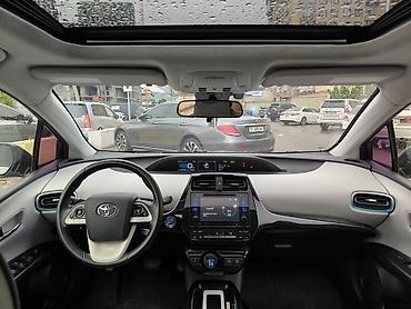 Унаа сатуу: Toyota Prius: 2016 г., 1.8 л, Вариатор, Гибрид, Хетчбек — 4