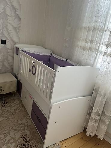 Beşiklər: Uşaq beşiyi və komodlu modul dəst - Rəng: ağ–bənövşəyi kombinasiyası — 1