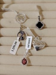 Privesci za nakit: Srebrni privesci sa raznovrsnim motivima, emajlom i cirkonima Opis: - — 5