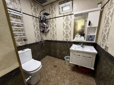 Həyət evləri və villaların satışı: Suraxanı 4 otaqlı, 3 kv. m, Yeni təmirli — 10