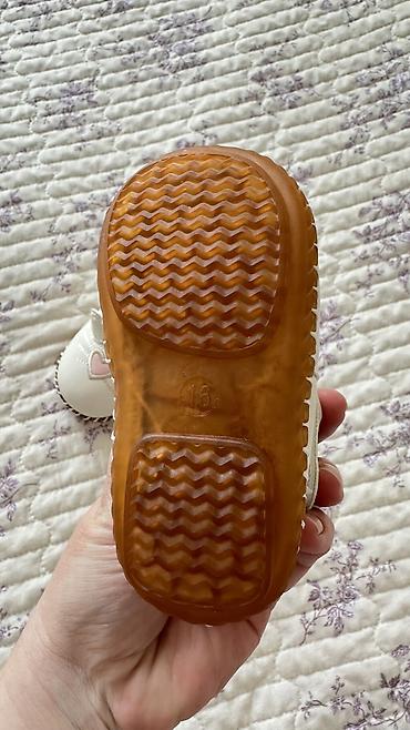 Детская обувь: Обувь на девочку б/у в отличном состоянии,зимние новые,аквасоки Lc — 6