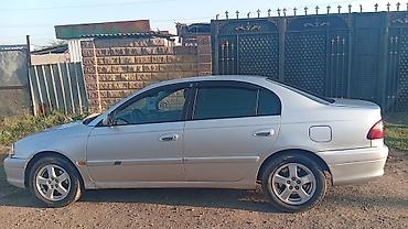 Продажа авто: Toyota Avensis: 2000 г., Бензин, Седан — 2