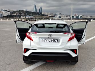 Toyota: Toyota C-HR: 2 l | 2018 il Hetçbek — 8