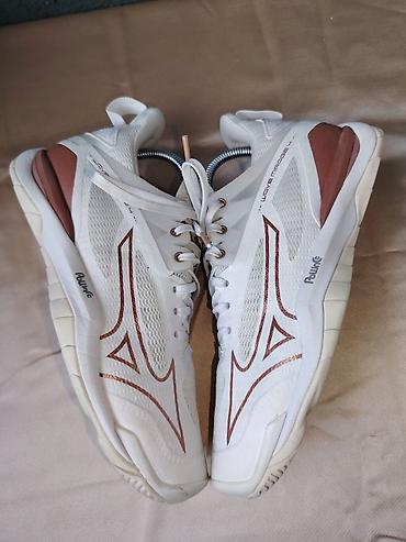 yeezy tail light: Mizuno Wave Mirage 4 –ženske patike za dvoranske sportove Ug 23,5cm - — 2