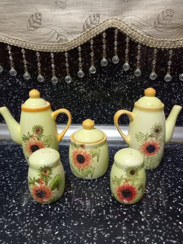 Süfrə aksesuarları: Çay dəsti