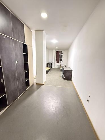 Бөлмөлөрдү ижарага берүү: 32 м², Жарым -жартылай эмереги бар — 3