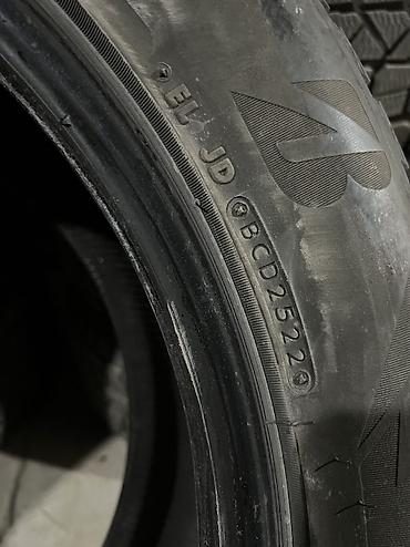 резина 225 55 r18 зима: 225/55/18 25год 95%
В отличном состоянии 
Без шишек и порезов — 5